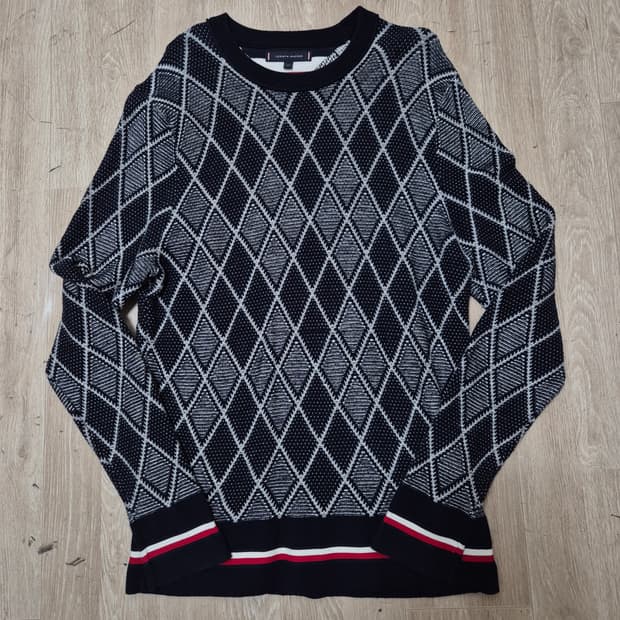 타미힐피거 아가일 다이아몬드 패턴 니트 L(100)