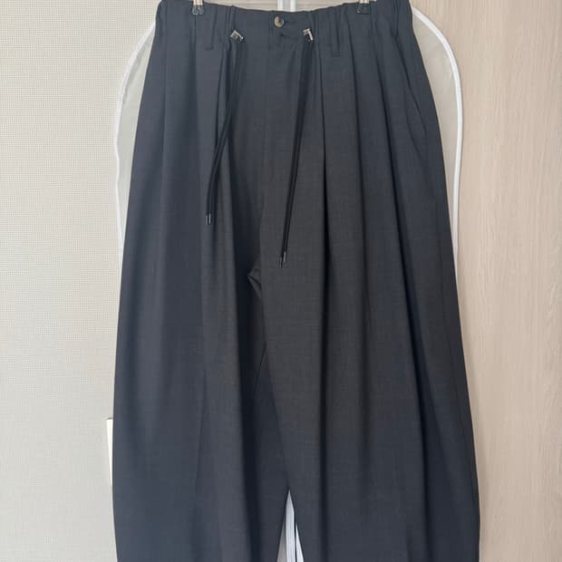 실라주 서큘러 팬츠