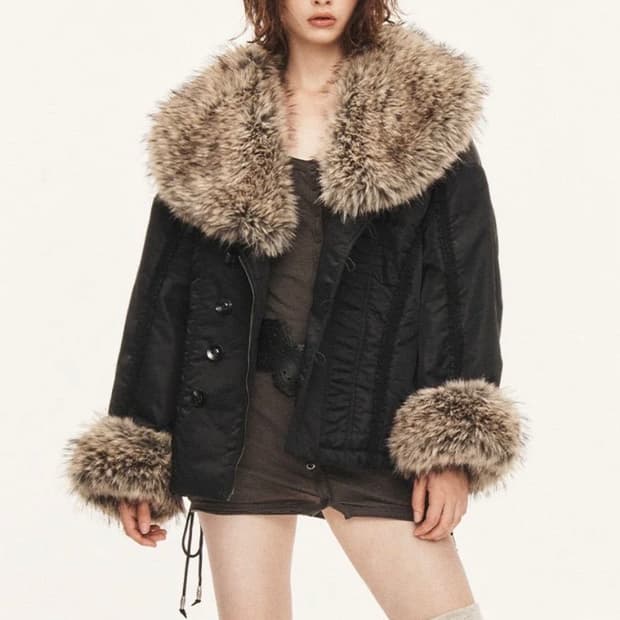 쓰리타임즈 허그퍼자켓 판매해요