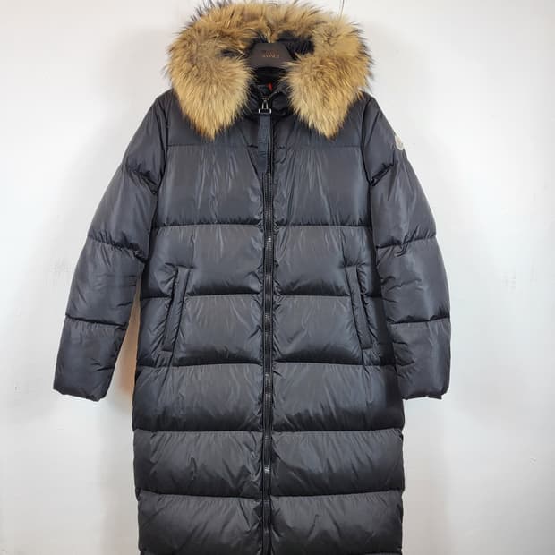 몽클레어 마리노니에르 후드롱패딩 블랙 4사이즈 95-100 M