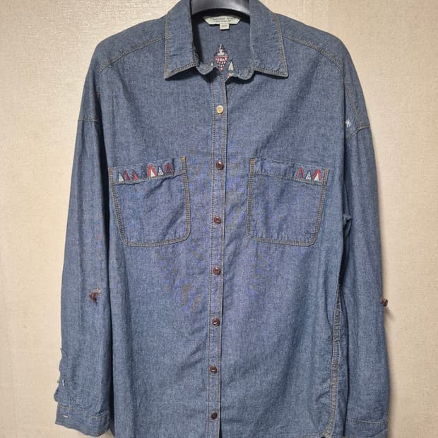 써스데이아일랜드 소매롤업 롱 데님셔츠