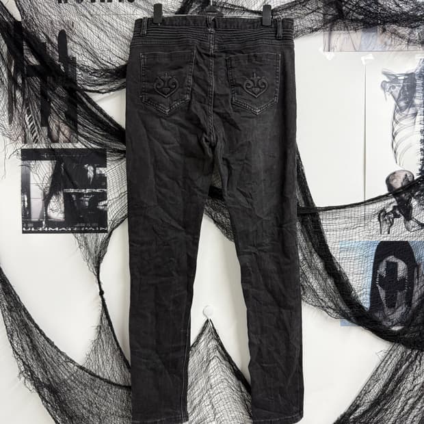 00s punk mood skinny jeans