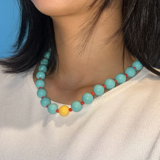 Baby blue necklace 