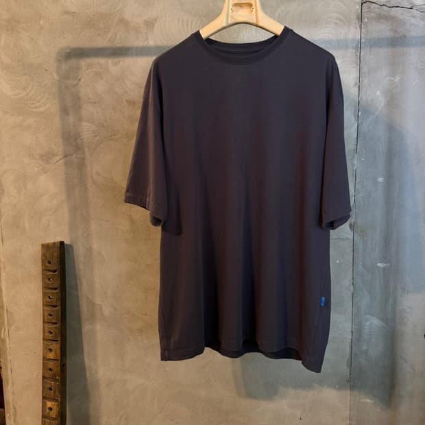 도큐먼트 티셔츠 105