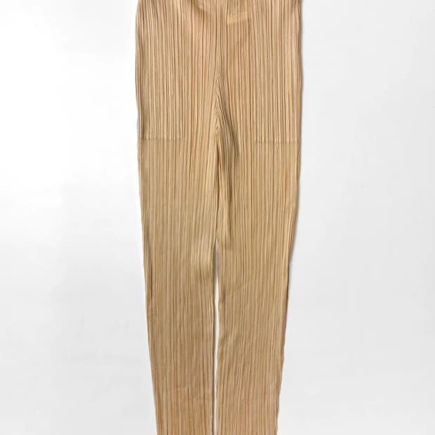 플리츠플리즈 이세이미야케 재팬 슬림핏 플리츠팬츠 PN5677   