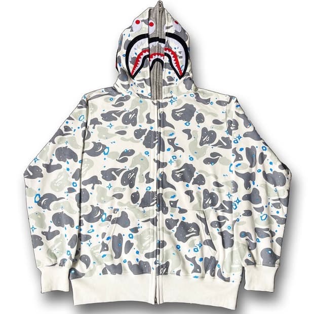 구매) 베이프 더블 샤크 후드집업 화이트 구해요
