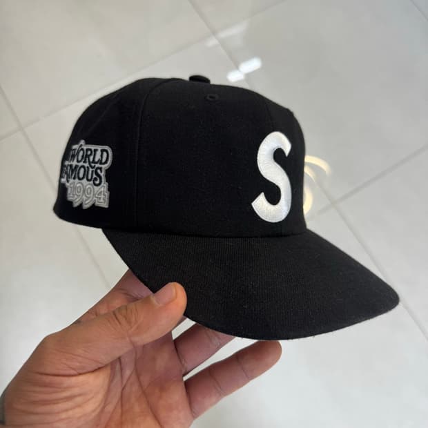 슈프림 모자