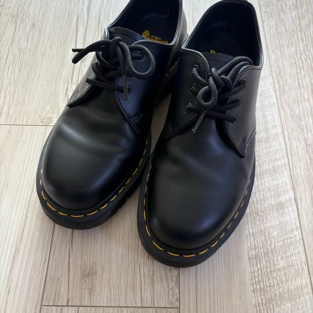 닥터마틴 1461 3홀 벡스 260
