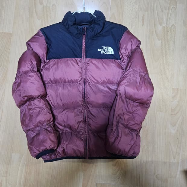 정품 노스페이스 패딩 90사이즈