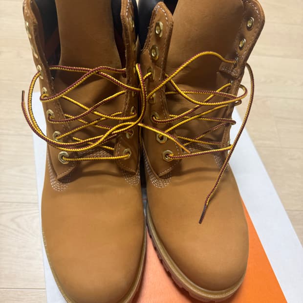 팀버랜드 프리미엄 6인치 워터프루프 부츠 위트 누벅 