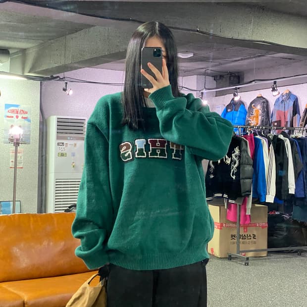 디스이즈네버댓 빅로고 그린 니트 맨투맨 B4014