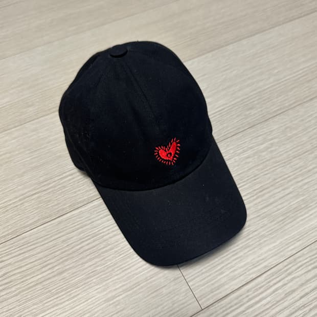 꼬르소꼬모 볼캡