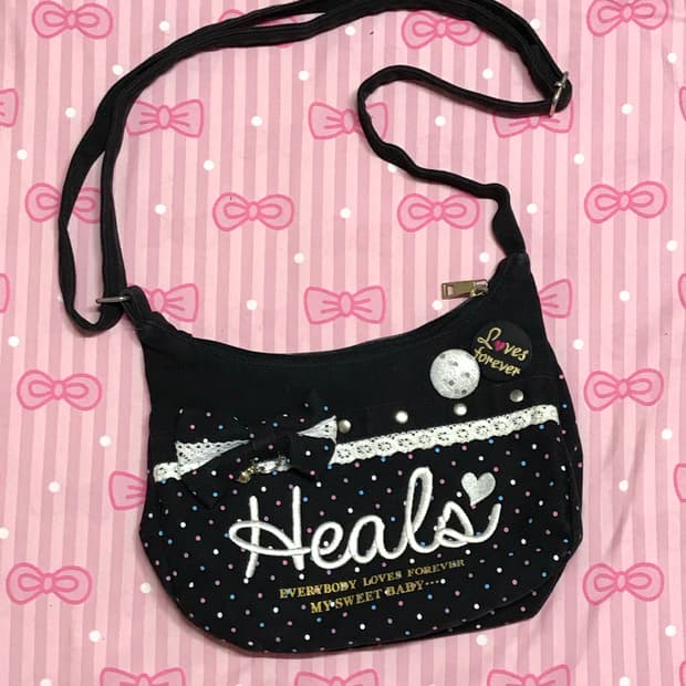 헤이세이 리본 도트 갸루 크로스백