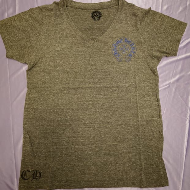 크롬하츠 브이넥 반팔티