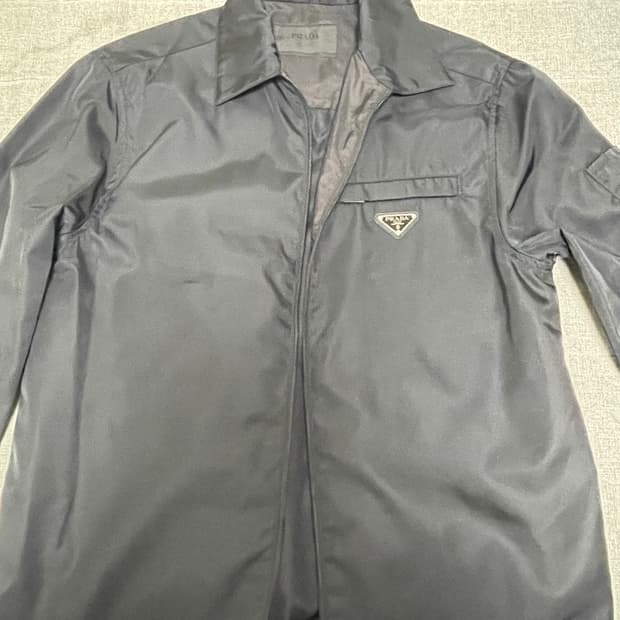 프라다 리나일론 자켓 s