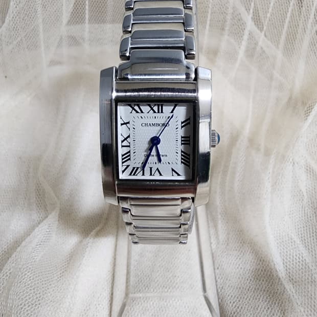 샹보르 CHAMBORD 사각 메탈 여성시계