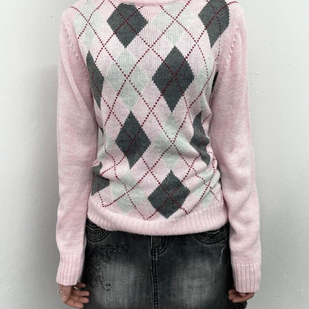 히메갸루 핑크 아가일 니트🎀