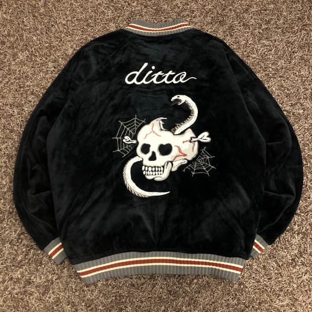 꼼파뇨 스컬 웹 수베니어 자켓