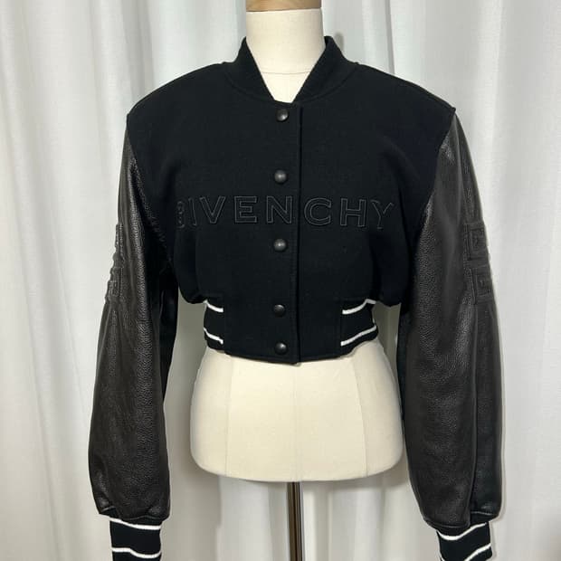 지방시  4G 바시티 숏자켓 미착용새상품