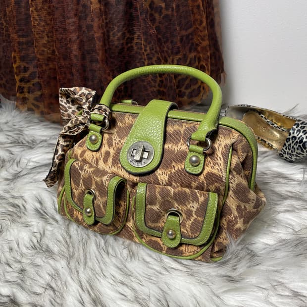 올드 게스 guess 호피 연두 백