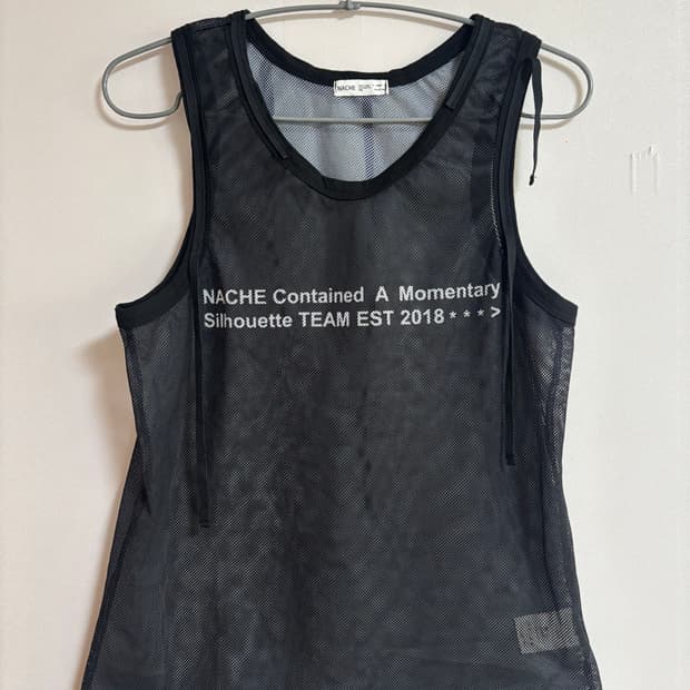 나체 메쉬 슬리브리스 