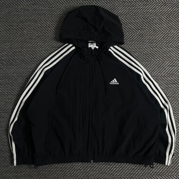 아디다스 신형 박시핏 빅로고 바람막이o 3601