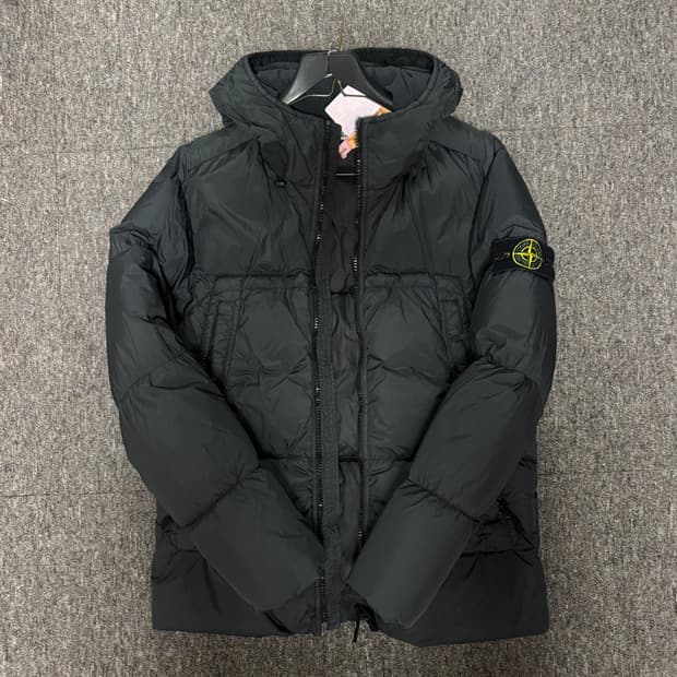 스톤아일랜드 패딩