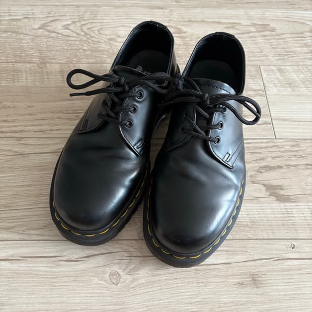 닥터마틴 1461 3홀 벡스 230