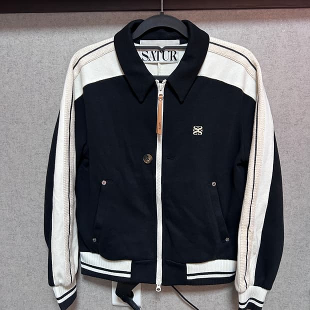 새터 로턴 칼라 트랙 집업 자켓 캐비어 블랙 ws