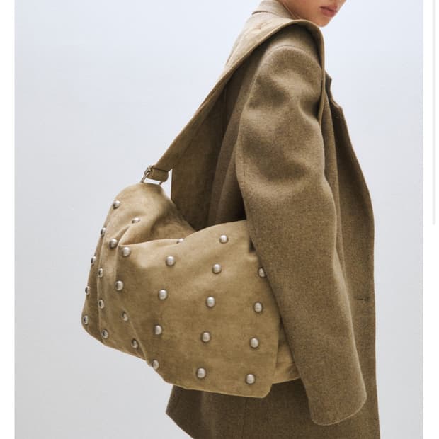 플리즈프로젝트 스웨이드 메신저백 sand