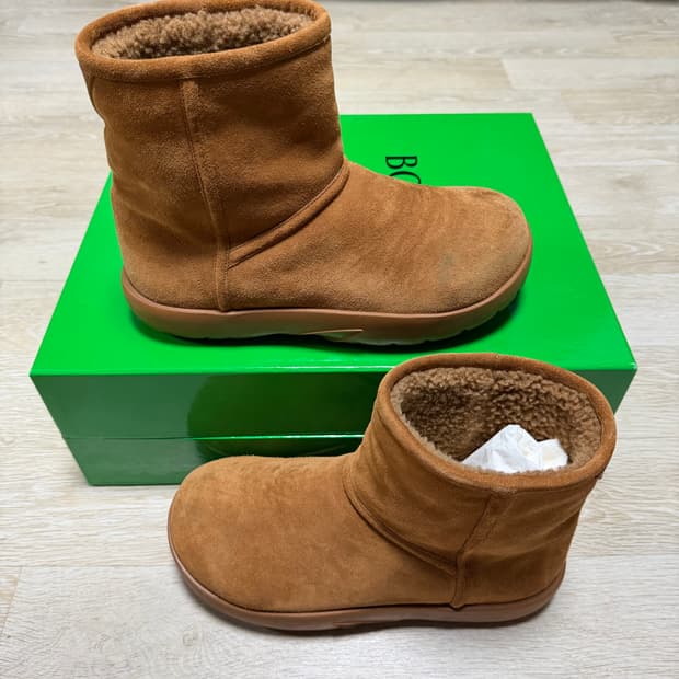 [S급/42] 보테가 베네타 시어링 스웨이드 어그 부츠 브라운