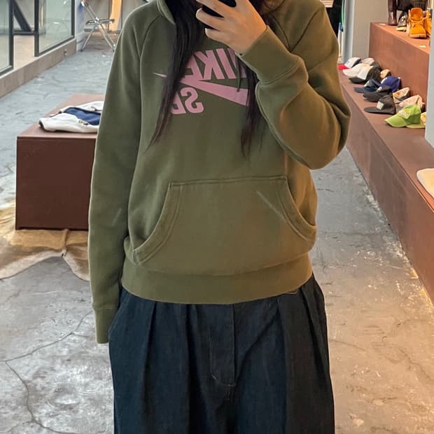 나이키 SB 카키핑크 스우시 후드티 H513