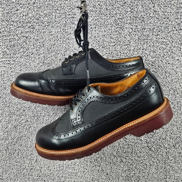 닥터마틴 알프레드 5홀 윙팁 슈즈 (UK 7 / EU 41)/ 11342