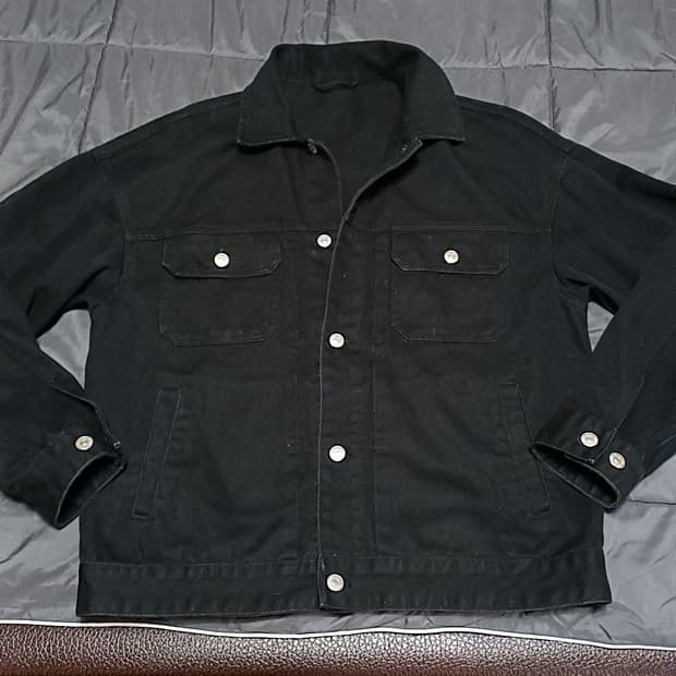 스파오 오버핏 블랙데님자켓 95 가슴57 기장65