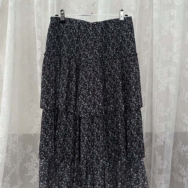 66) 지컷 플라워 밴딩 캉캉스커트 블랙