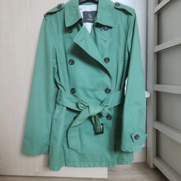 헤지스 트렌치 코트