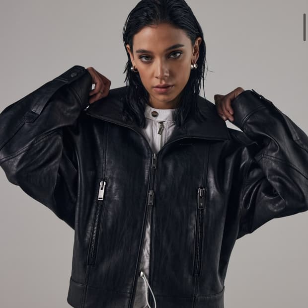 트리밍버드 하이넥 레더자켓