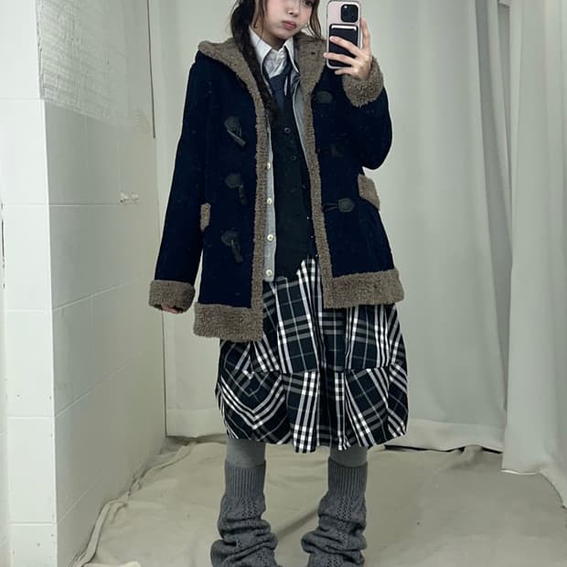 네이비 니혼진 프레피 무스탕 코트 코디세트