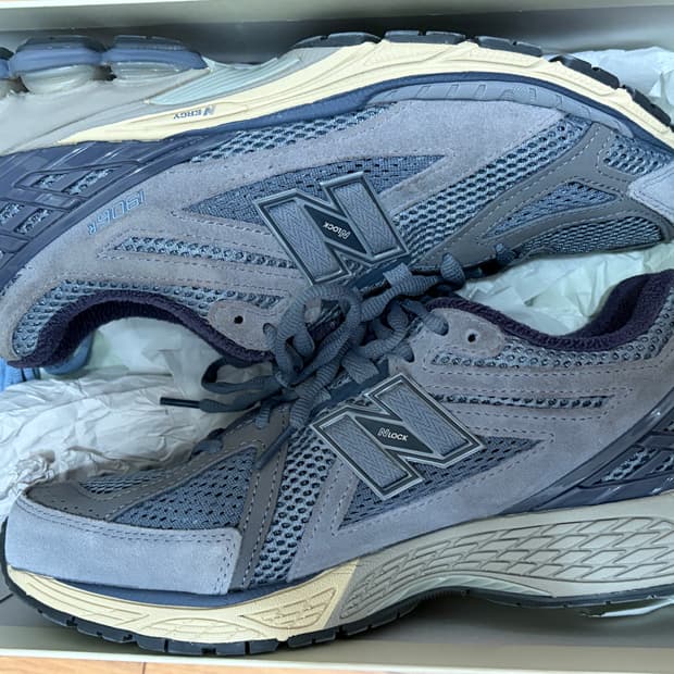 뉴발란스X오라리 1906R 플린트 스톤 270