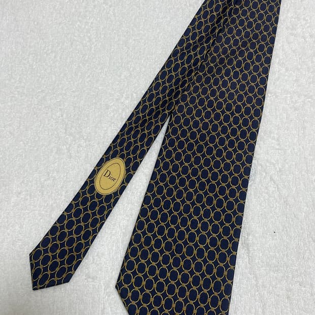 Christian Dior 넥타이