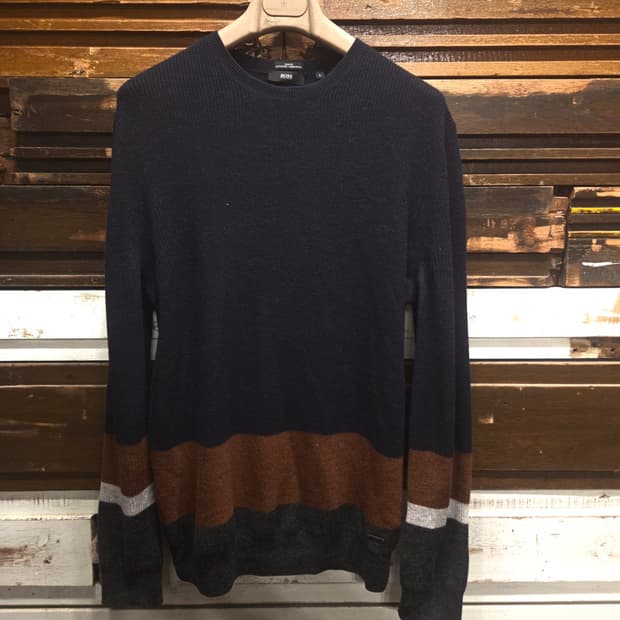 휴고보스 블랙라벨 니트