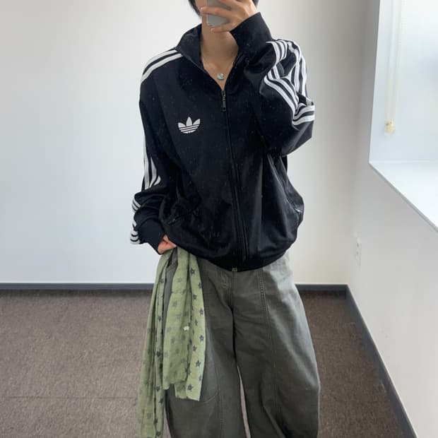 Adidas 아디다스 블랙 구파 져지