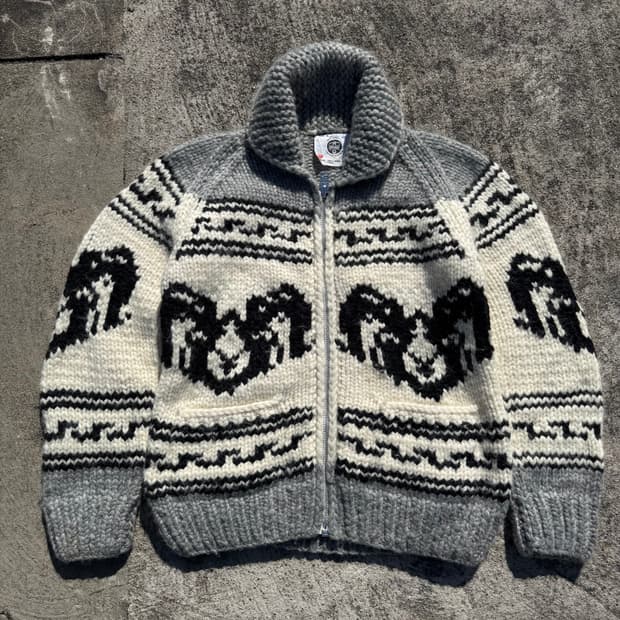 [M~L] Long House 산양 자수 코위찬