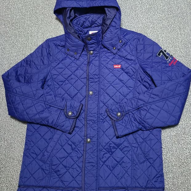 리바이스 후드 퀼팅 자켓 165 실측  105