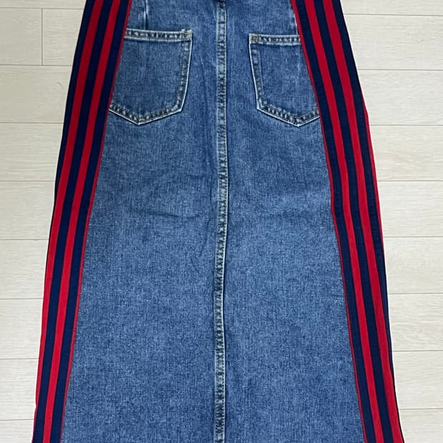 유이브 아디다스 커스텀 스커트