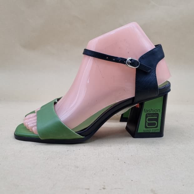 VINSOR 여성 힐샌들235 굽8