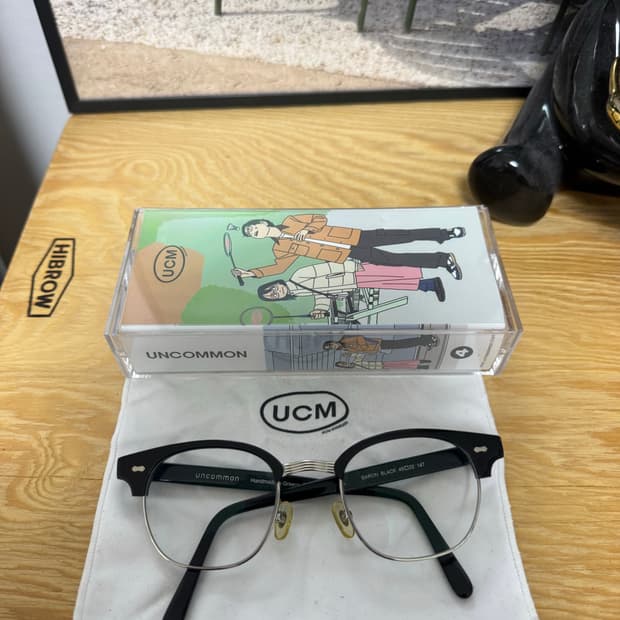언커먼 아이웨어 하금테