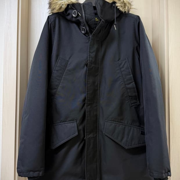 폴로 랄프로렌 글리세이드 다운 (M)