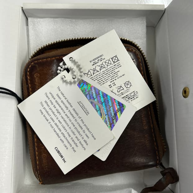 VISVIM 올드비즈빔 다크브라운 레더 바이폴드 지갑