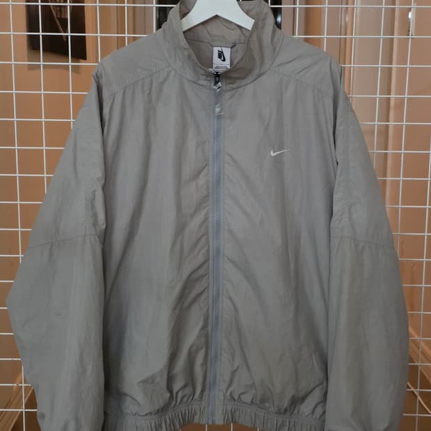 나이키 솔로스우시 nrg 트랙자켓 그레이 L